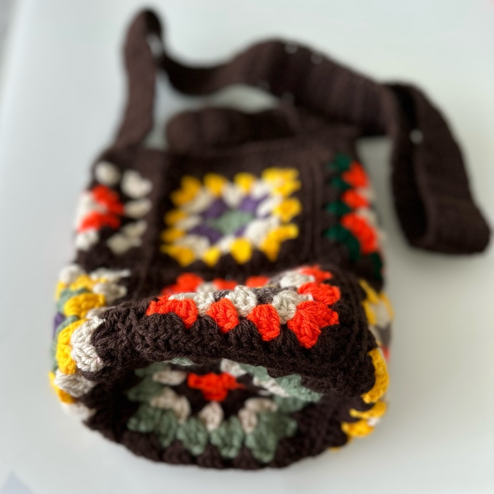 Crochet handbag Colorful Crossbody Handmade Bag with Intricate Patterns 9” - Picture 4 of 5